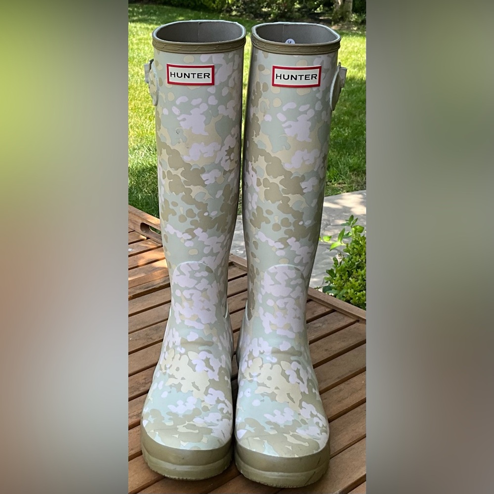 Tall Hunter Camo Rainboots size 7